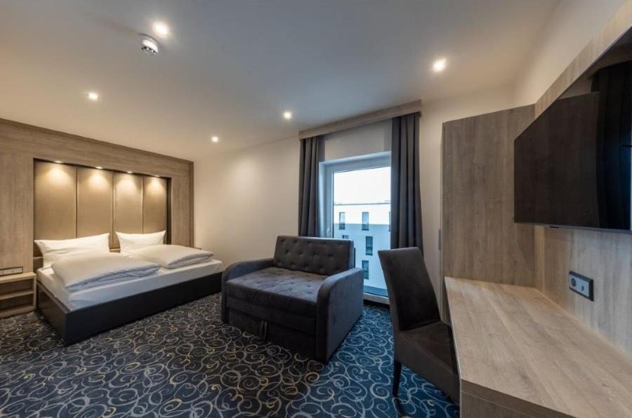 Hotel Business Bay Das Ehemalige Staycation Hotel Sindelfingen Luaran gambar