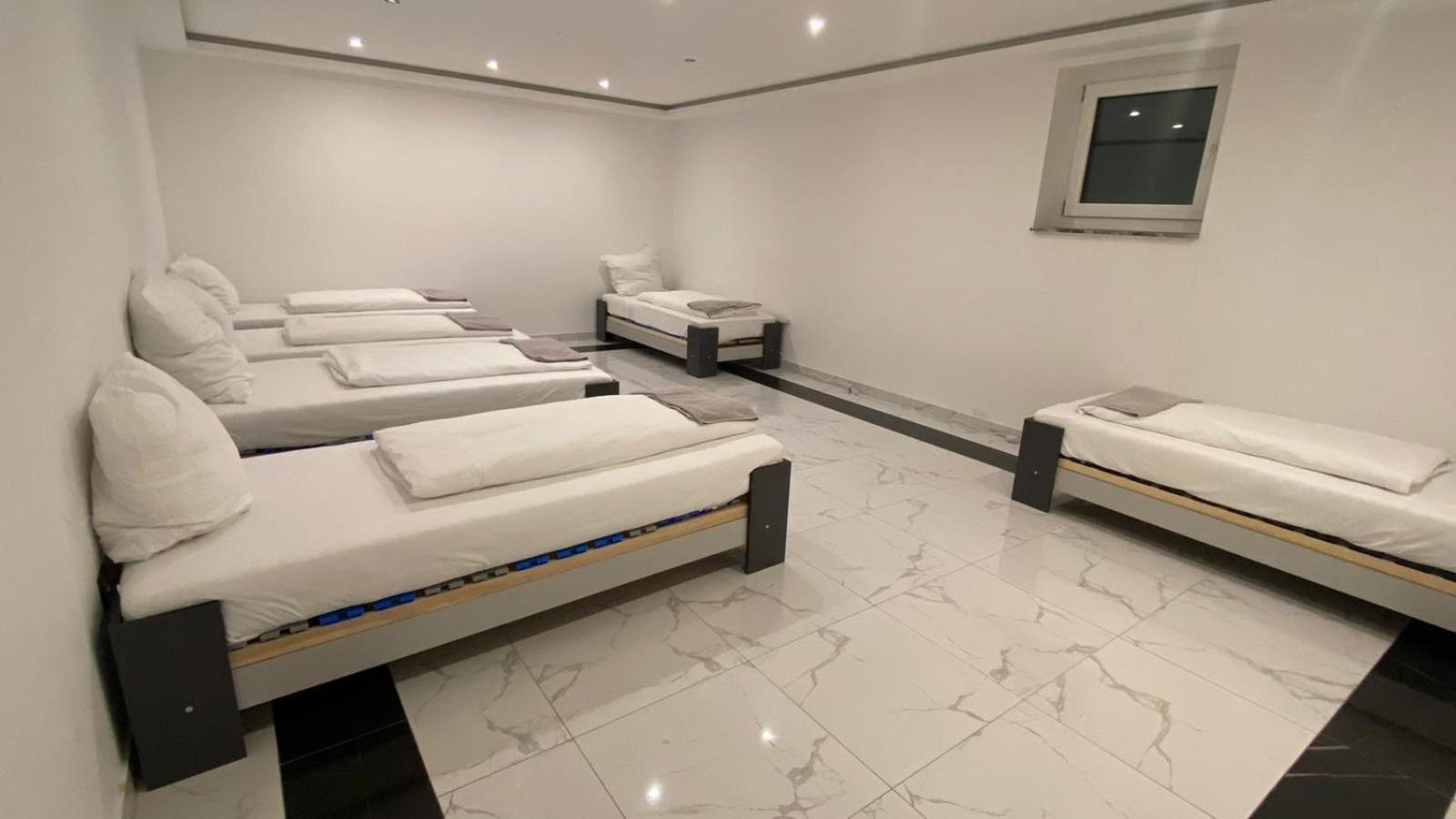 Hotel Business Bay Das Ehemalige Staycation Hotel Sindelfingen Luaran gambar